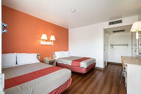 Motel 6 Wendover, UT