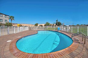 Motel 6 Harlingen, TX
