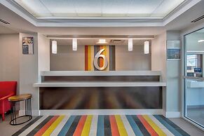 Motel 6 Harlingen, TX