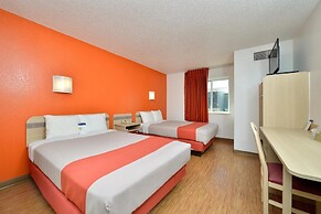 Motel 6 McKinney, TX - North