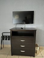 Americas Best Value Inn & Suites Groves Port Arthur