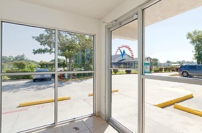 Americas Best Value Inn & Suites Groves Port Arthur