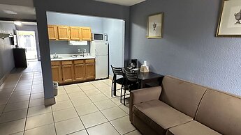 Americas Best Value Inn & Suites Groves Port Arthur