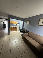 Americas Best Value Inn & Suites Groves Port Arthur