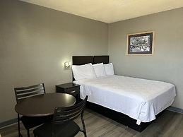 Americas Best Value Inn & Suites Groves Port Arthur