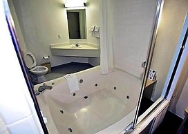 Motel 6 Seymour, IN - North