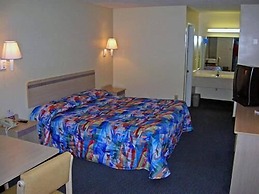 Motel 6 Seymour, IN - North