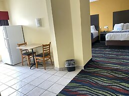 Days Inn & Suites by Wyndham Augusta Near Fort Eisenhower