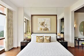 Le Méridien Jaipur Resort & Spa