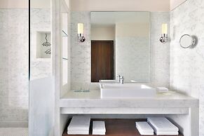 Le Méridien Jaipur Resort & Spa