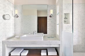 Le Méridien Jaipur Resort & Spa