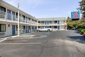 Motel 6 Bellingham, WA