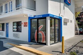 Motel 6 Bellingham, WA