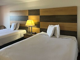 Motel 6 Cross Lanes, WV - Goff Mountain Rd