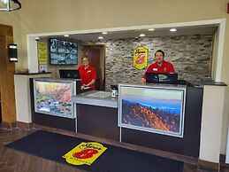 Super 8 by Wyndham Asheville/Biltmore