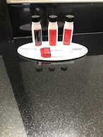 Super 8 by Wyndham Asheville/Biltmore