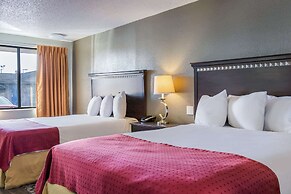 Rodeway Inn Near Hall of Fame