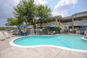 Motel 6 Baytown, TX - Baytown East