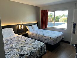 Motel 6 Arcata, CA - Cal Poly Humboldt