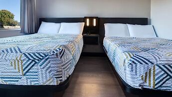 Motel 6 Arcata, CA - Cal Poly Humboldt