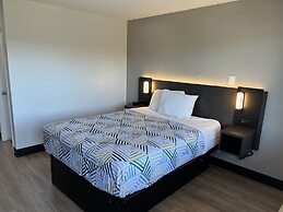 Motel 6 Arcata, CA - Cal Poly Humboldt