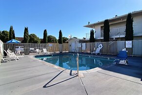 Motel 6 Carlsbad, NM