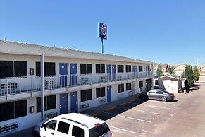 Motel 6 Carlsbad, NM