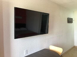 Motel 6 Clute, TX