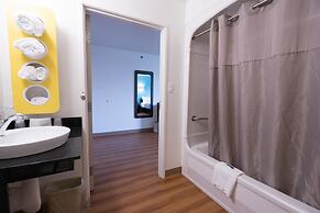 Motel 6 Pottstown, PA