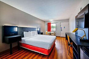 Motel 6 Gainesville, GA