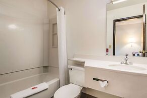 Econo Lodge Corvallis Near University