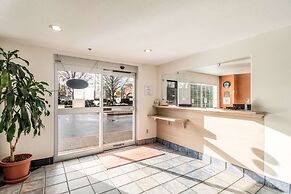 Econo Lodge Corvallis Near University