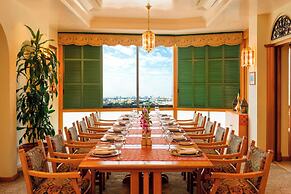 Sheraton Kuwait, A Luxury Collection Hotel, Kuwait City