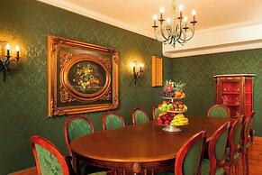 Sheraton Kuwait, A Luxury Collection Hotel, Kuwait City