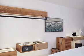 Myconian Imperial - Leading Hotels of the World