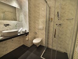 Ramada by Wyndham Airport Prague