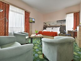 Ramada by Wyndham Airport Prague
