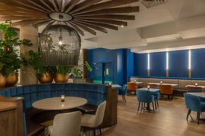 Crowne Plaza Dublin Airport by IHG
