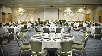 Crowne Plaza Dublin Airport by IHG