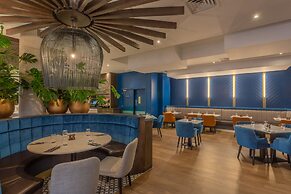 Crowne Plaza Dublin Airport by IHG