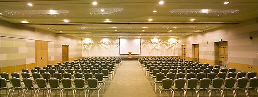 Crowne Plaza Dublin Airport by IHG