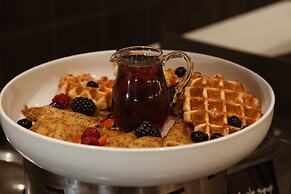 Crowne Plaza Dublin Airport by IHG