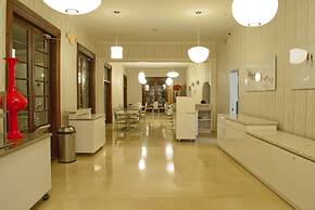 Suites of Dorchester