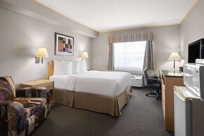 Travelodge by Wyndham Fort McMurray
