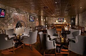 Omni Bretton Arms Inn at Mount Washington