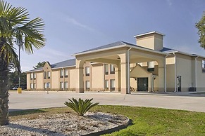 Days Inn & Suites by Wyndham Eunice