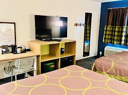 Gateway Inn & Suites