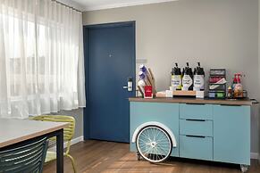 Spark by Hilton Springfield Eugene