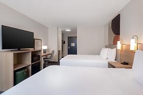 Spark by Hilton Springfield Eugene