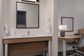 Spark by Hilton Springfield Eugene